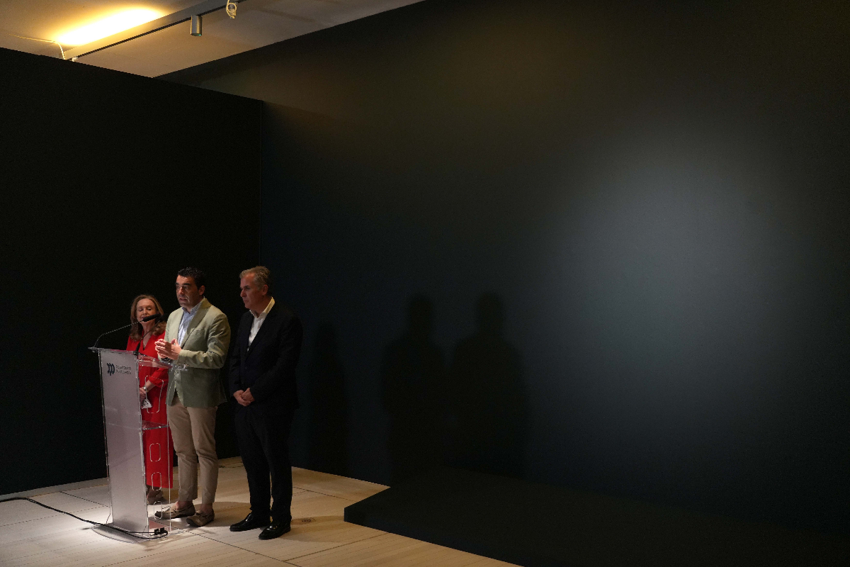 Luis López e Rafa Domínguez desvelan as datas e o programa da exposición da ‘Derradeira lección do mestre’: chega o 17 de xuño, inaugúrase o 25 e pecha en setembro