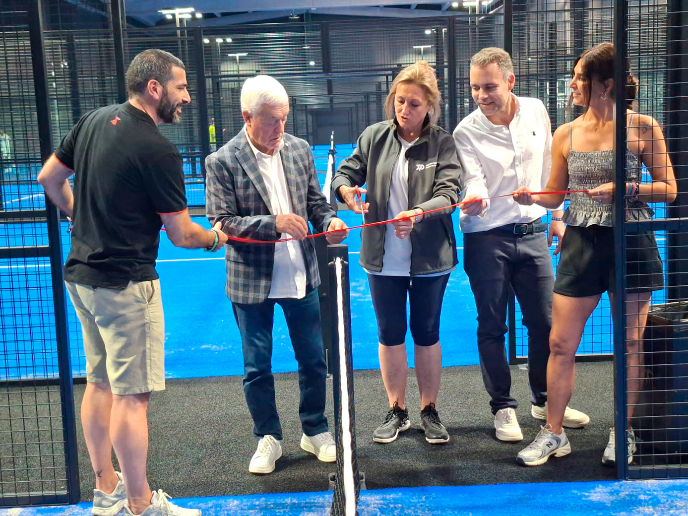 Luisa Sánchez inaugura as instalacións de Master Padel Zenter en Vigo