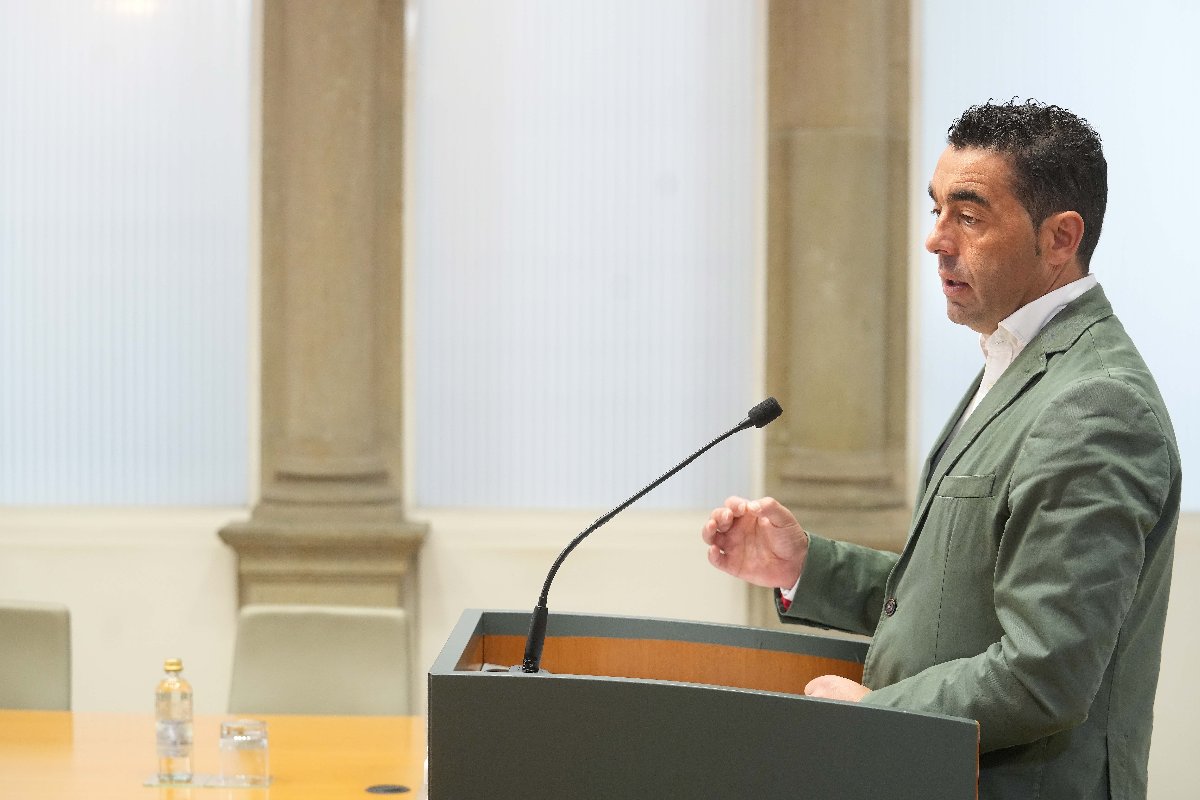 A Deputación destina preto de 140.000 € para que 15 mozas e mozos da provincia completen a súa formación no estranxeiro