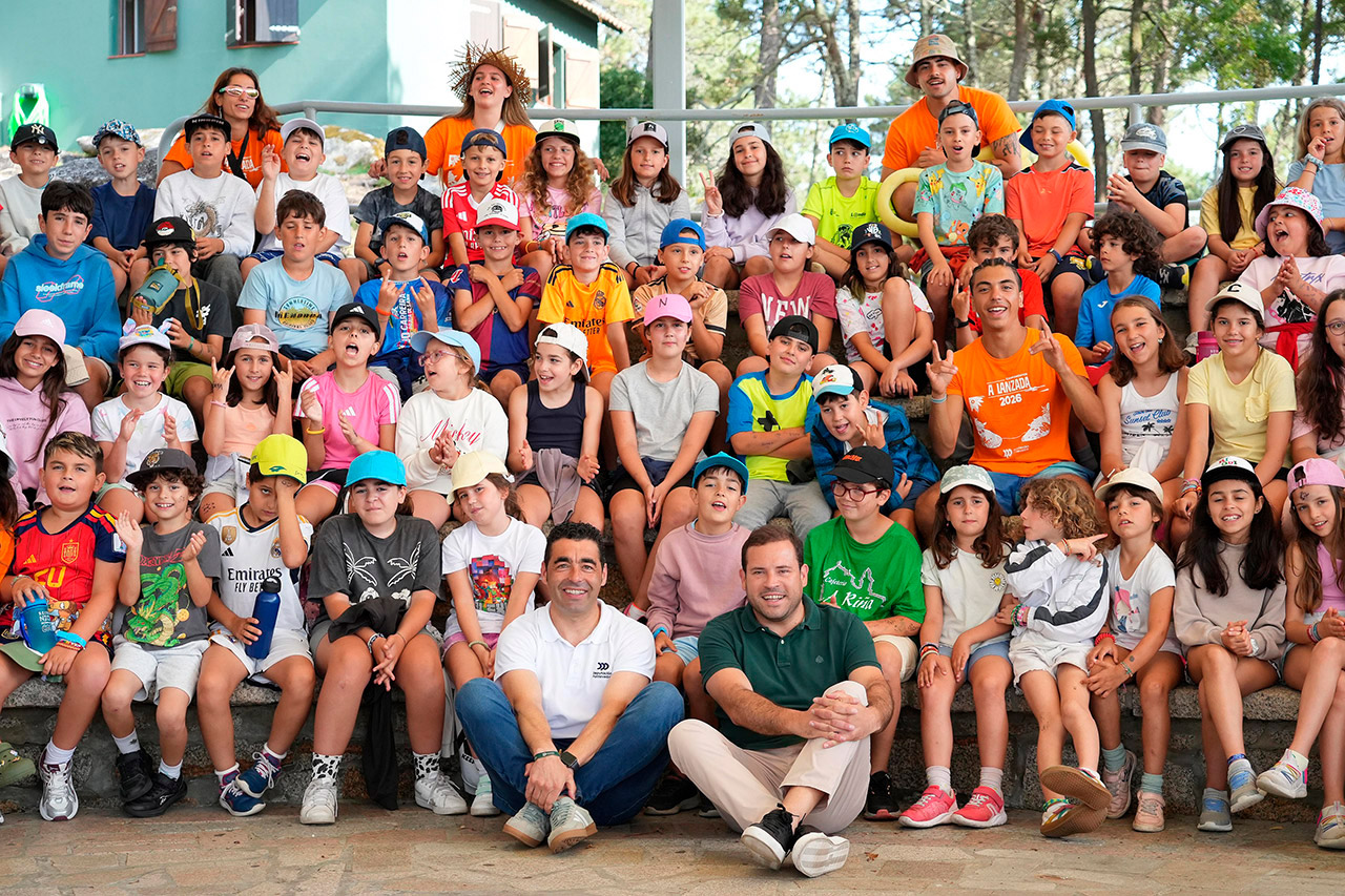 A Deputación recibe este domingo un novo grupo de 140 cativos de 37 concellos nos campamentos da Lanzada