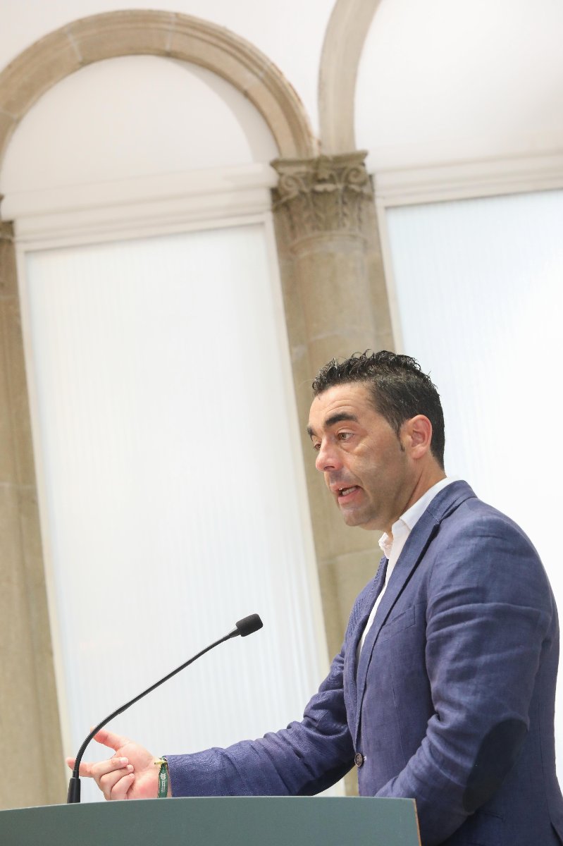 A Deputación de Pontevedra aproba o convenio para investir máis de 3 millóns de euros na humanización da rúa Doutor Carracido, en Vigo