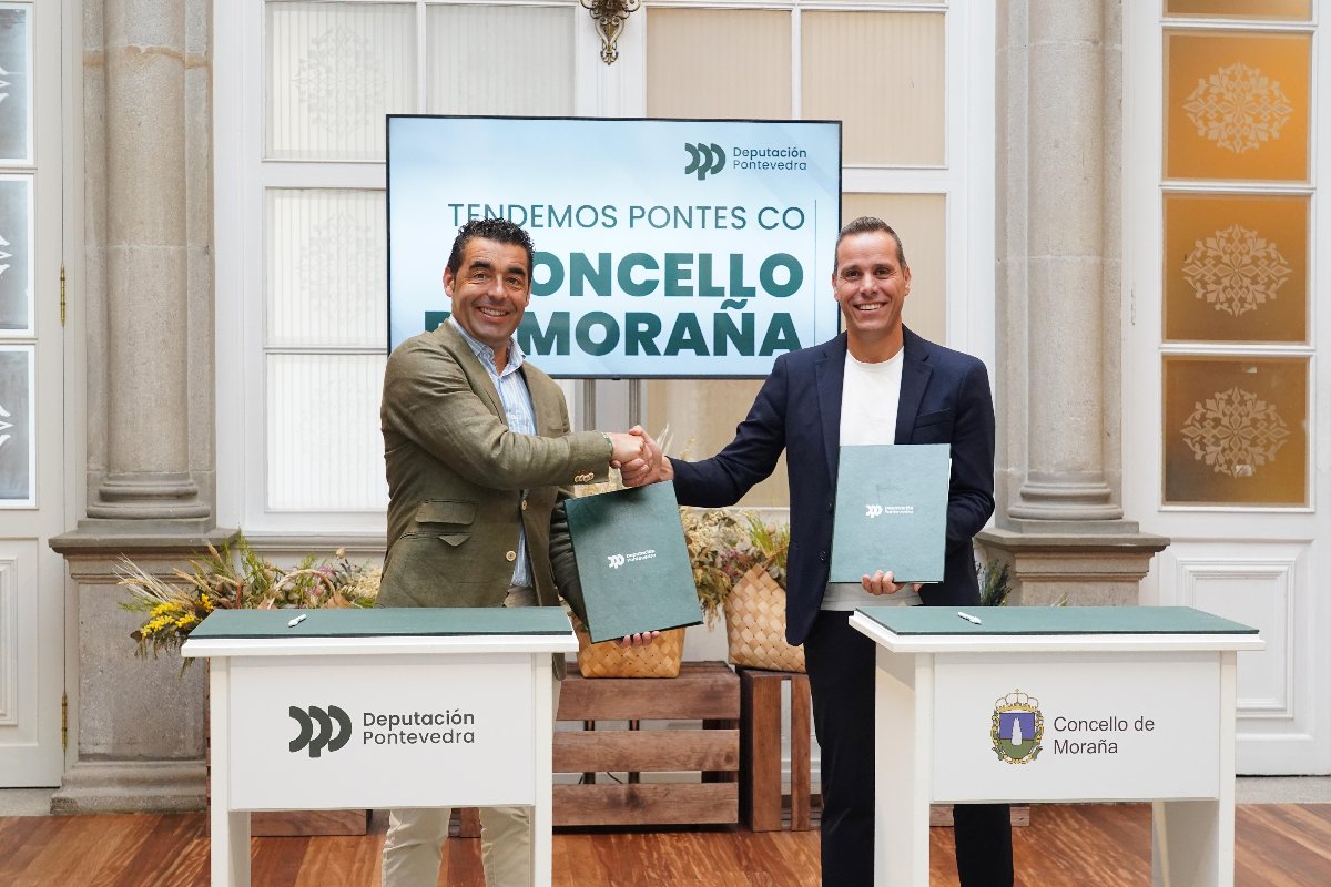 Luis López asina co alcalde de Moraña, Jose Luis Gómez, un investimento de 490.000€ para a creación dunha senda peonil e mellora de espazos no Buelo