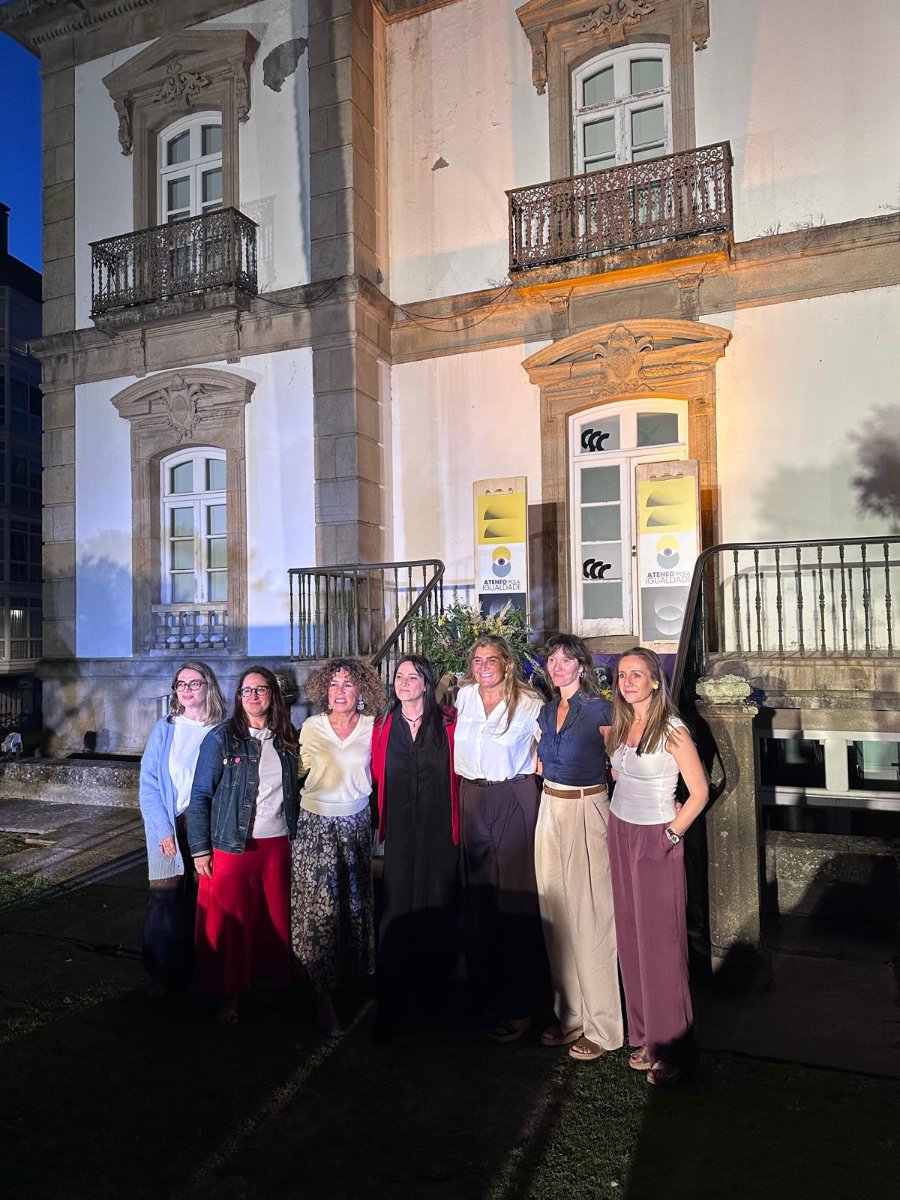 A Deputación de Pontevedra pon o foco no proceso de creación na xornada “Escribir e cantar: a música das palabras” do ciclo Mulleres de Palabra(s)