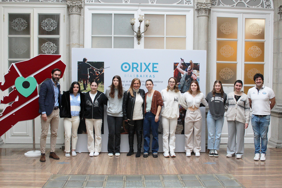 A Deputación de Pontevedra recibe o Club Natación Ponteareas