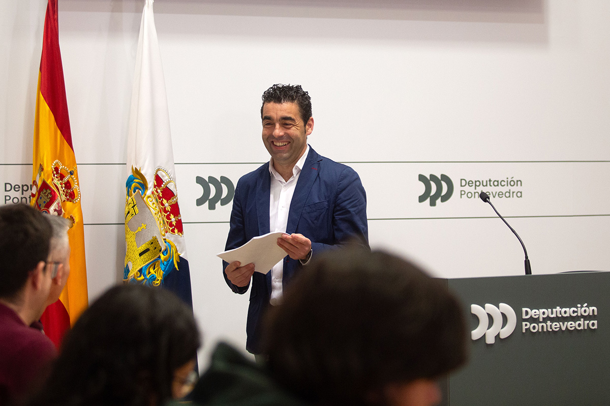 Rolda de prensa de Luis López