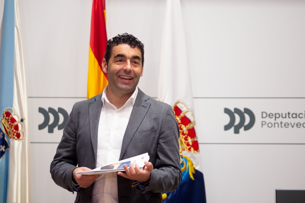 Rolda de prensa Luis López Luis López na rolda de prensa