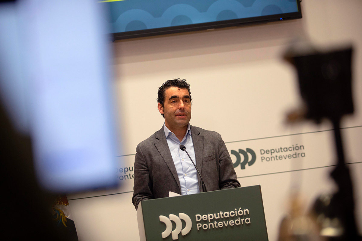 Conferencia de prensa de Luis López