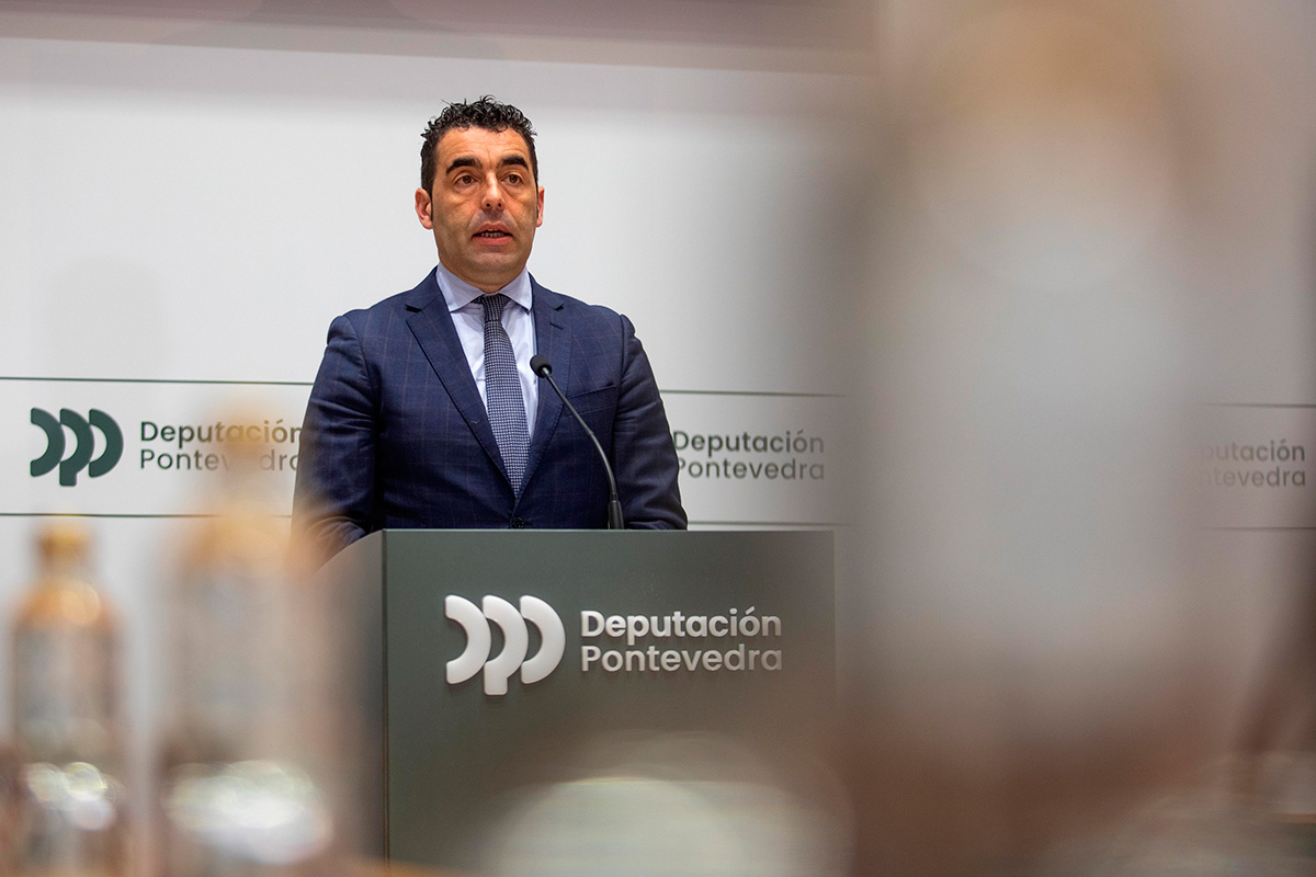 Conferencia de prensa de Luis López