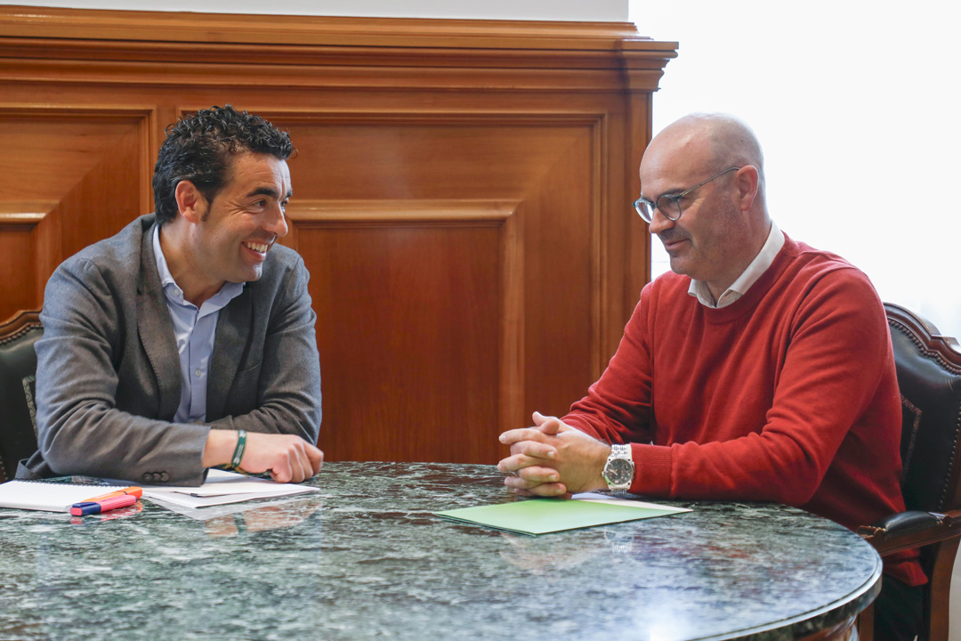 O presidente mantivo unha reunión con Félix Juncal