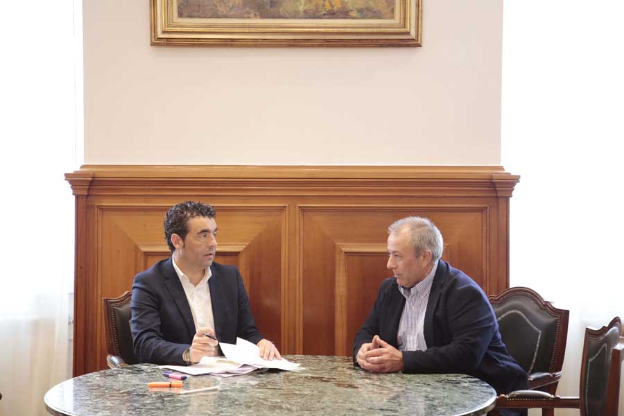 Luis López co alcalde de Campo Lameiro