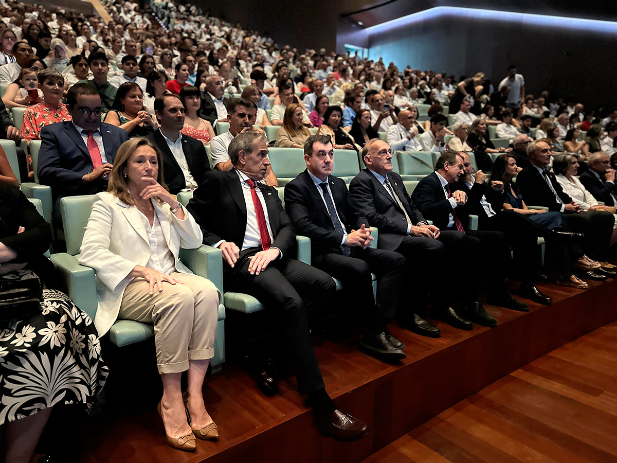 Graduación do alumnado de Escola de Enxeñería Industrial