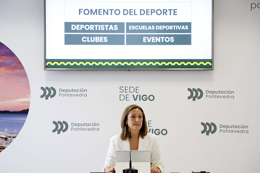 Luisa Sánchez na conferencia de prensa