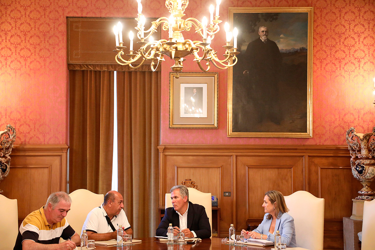 Reunión coa directiva do Club de Baloncesto Arxil